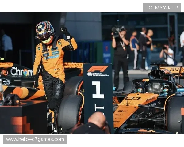 F1赛季最新动态：车队策略调整与冠军争夺激烈对决